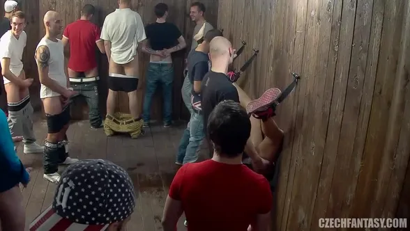 Czech Fantasy - Glory Hole Fuckbox 1